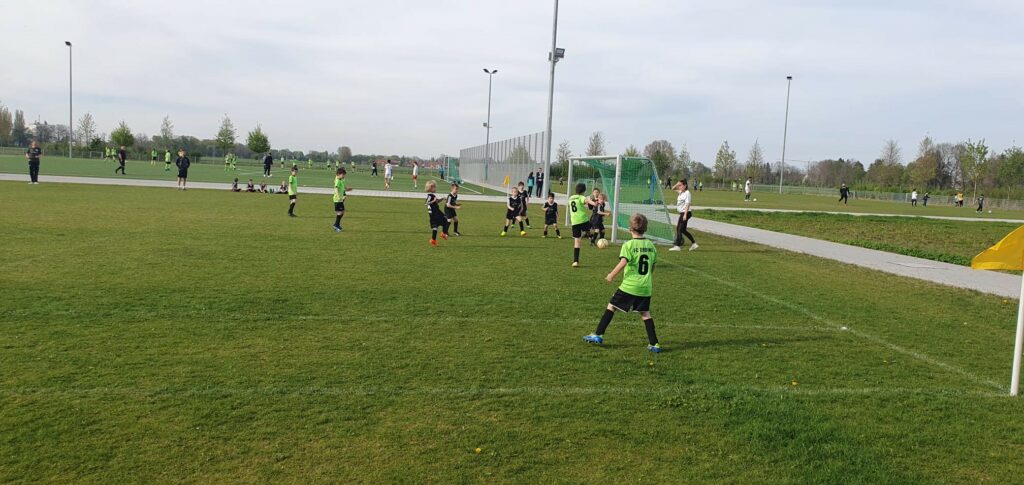 FC Erding F3 - SV Eintracht Berglern 2 Saison 22_23